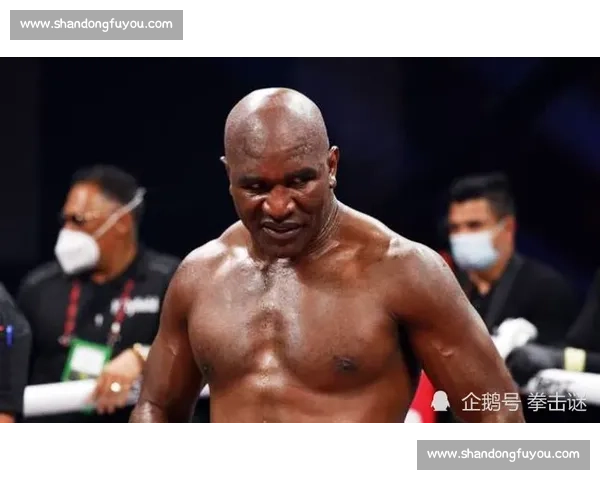 霍利菲尔德与拉多克巅峰对决回顾与背后不为人知的故事